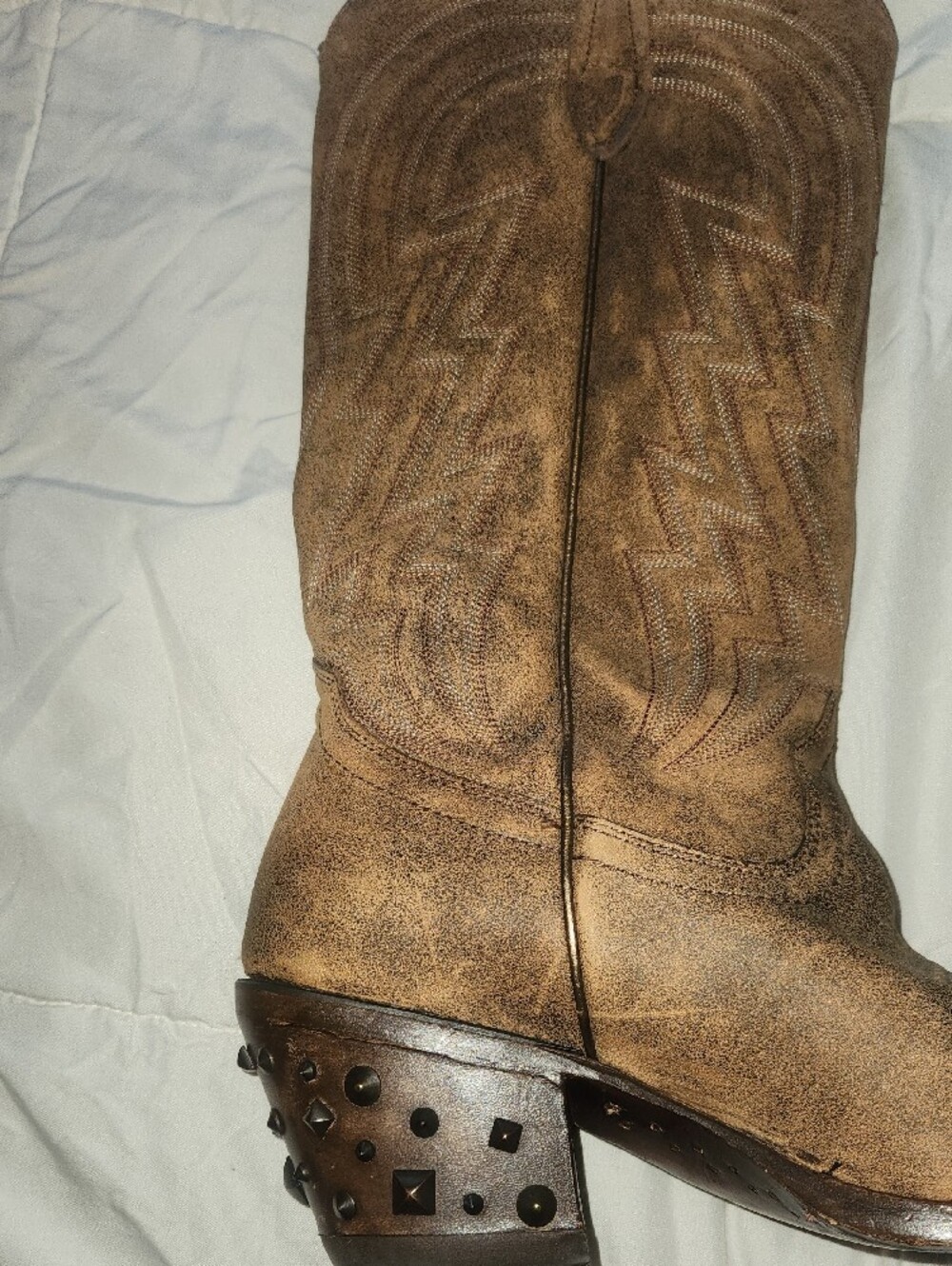 Ariat Semi-tall Women’s Brown Studded Western Cowboy Boot - Picture 3 of 8